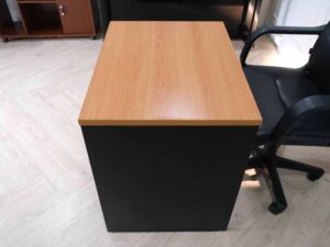 Work desk, computer desk, brand: itk furniture. 1