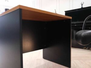 Work desk, computer desk, brand: itk furniture. 1
