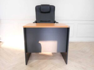 Work desk, computer desk, brand: itk furniture. 1