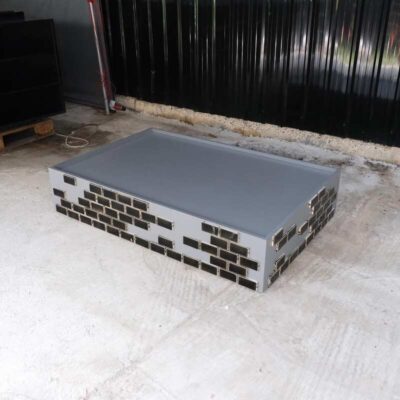 Product tray, blue-gray wooden frame Decorated with brown bricks