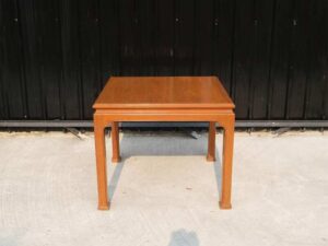 Dining table, teak frame, hotel work. Dining table, dining table, teak frame table.