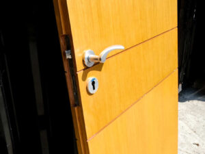 Wooden door, lever knob modern style