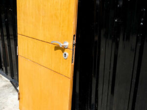 Wooden door, lever knob modern style