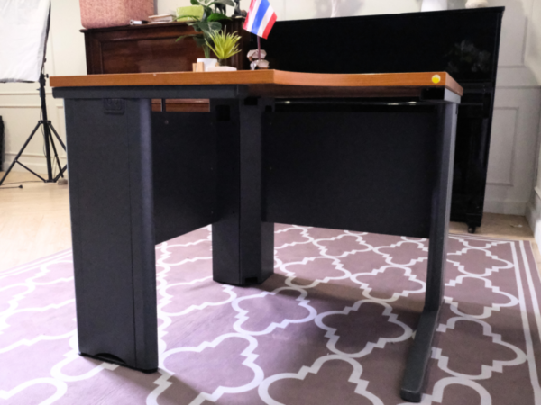 Work desk, brown wood top, 90cm, for connecting to L corner, Rockworth steel legs.