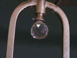 Chandeliers, crystal lamps, chandeliers