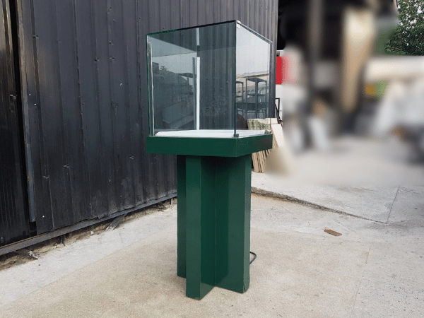 Tall glass display cabinet, 1 door, green