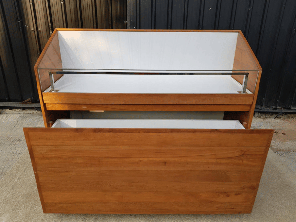 Glass display cabinet with 2 drawers, teak, brown