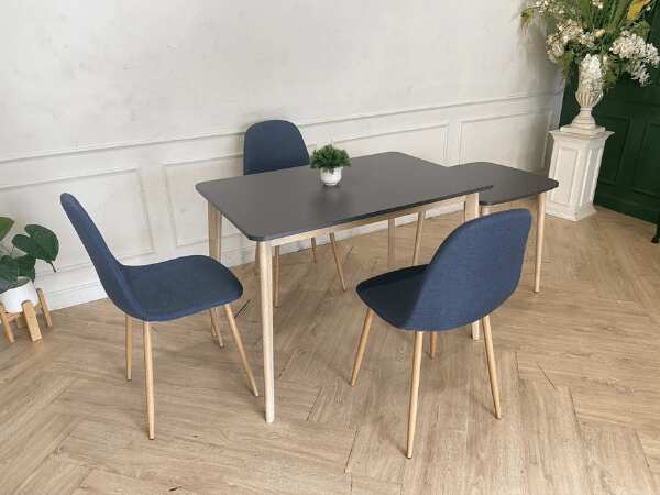 5-piece table and chair set, blue fabric cushion