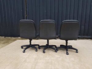 Office chair, leather seat, no armrests, black