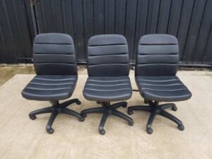 Office chair, leather seat, no armrests, black