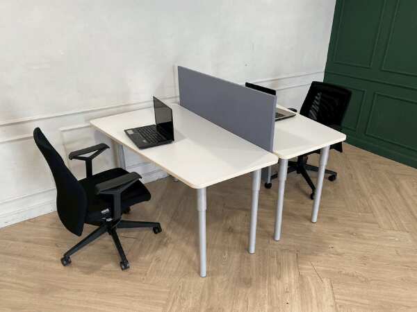2-seat work table, steel legs, wooden top, with partition 140 cm.