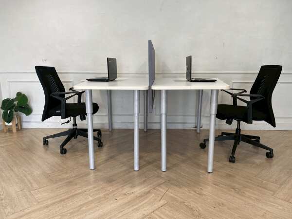 2-seat work table, steel legs, wooden top, with partition 140 cm.
