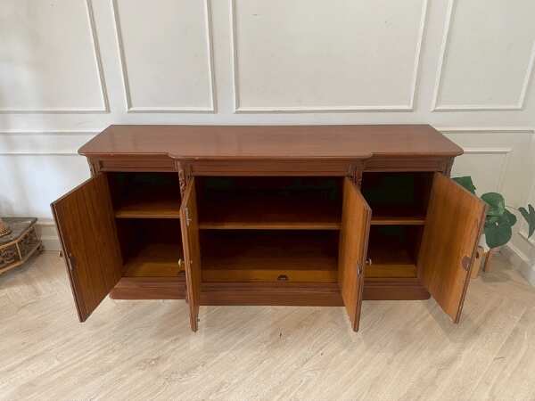 4-door sideboard, vintage style