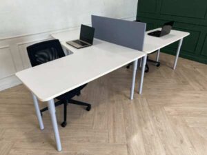 L-shaped corner desk, 2 seats, steel legs, wooden top