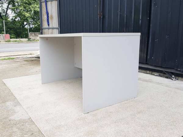 Work desk, wooden frame, white, 120 cm