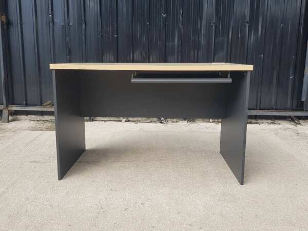 Work desk with keyboard rail 120 cm