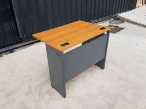 Work desk, steel legs, wooden top, Rockworth brand 80-120