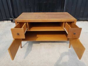 Wooden TV cabinet with 2 doors and 2 drawers