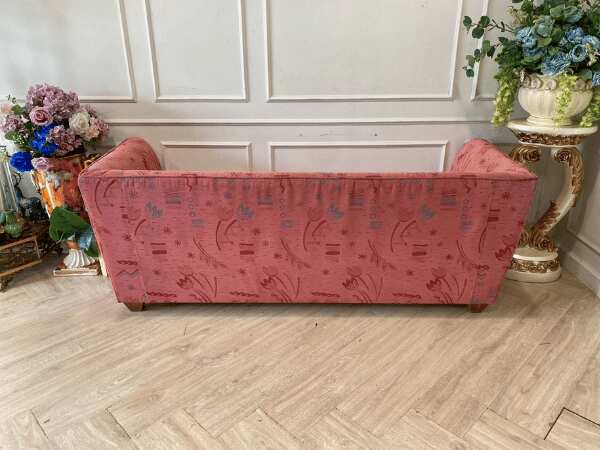 3-seat sofa, red fabric cushion