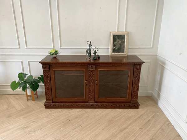 2-door wooden cabinet, glass top, vintage style