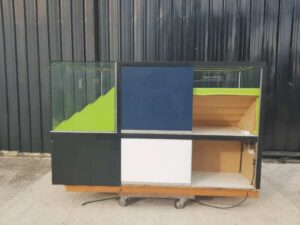 Glass display cabinet, telephone display cabinet, green