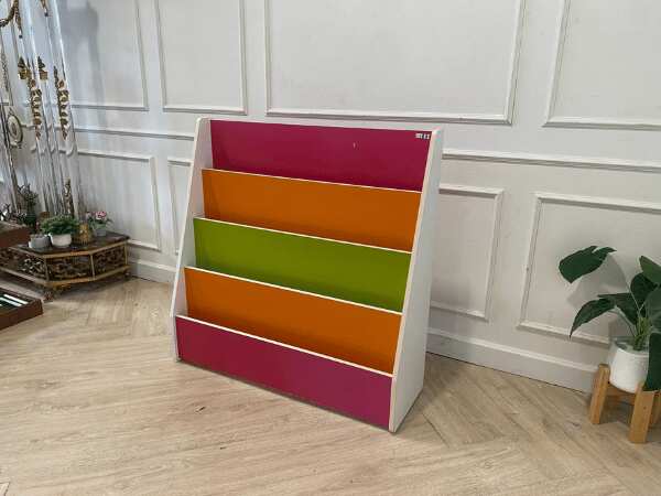 4-shelf bookshelf