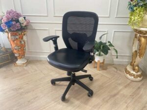 Rockworth QM Ergonomic Chair, office chair, Midback model, good condition._OEV8P5JWEK_AIQCOBARV5