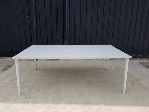 Conference table, 8 seats, wooden frame, white