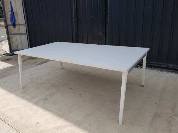 Conference table, 8 seats, wooden frame, white