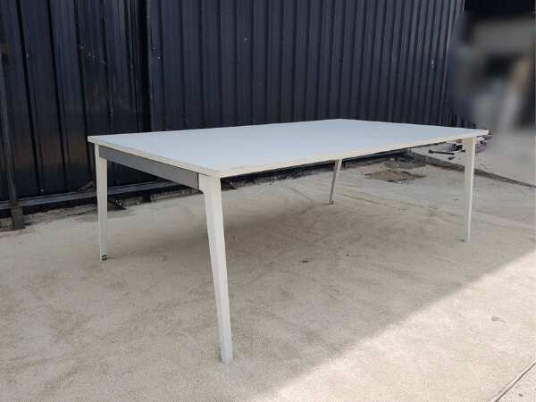 Conference table, 8 seats, wooden frame, white