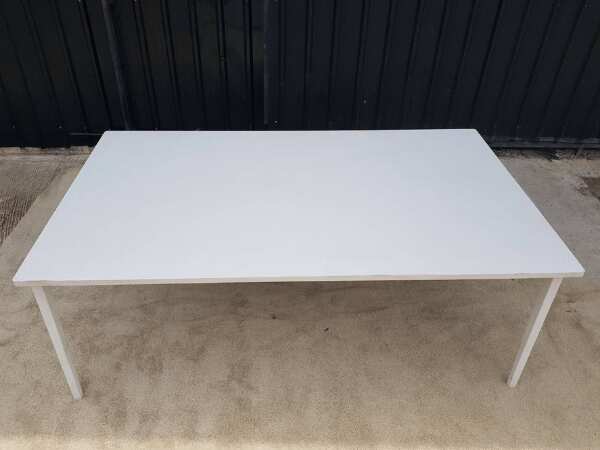 Conference table, 8 seats, wooden frame, white