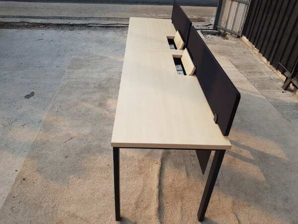 2-seat work desk, steel legs, wooden top, with partition