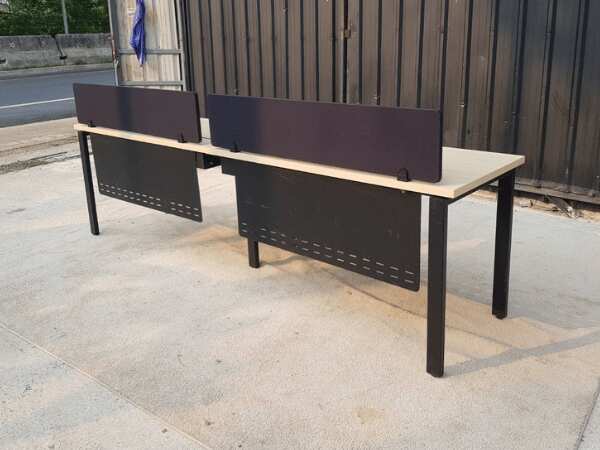 2-seat work desk, steel legs, wooden top, with partition