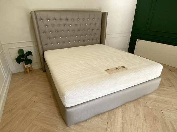 6-foot bed, gray, 6-foot mattress, 10 inches thick, Slumberland brand