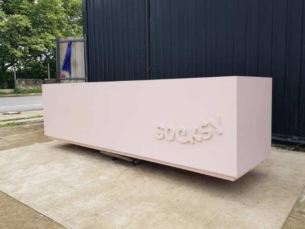 Pink 4-door wooden counter, 300 cm