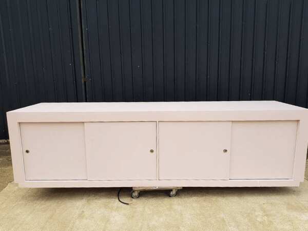 Pink 4-door wooden counter, 300 cm