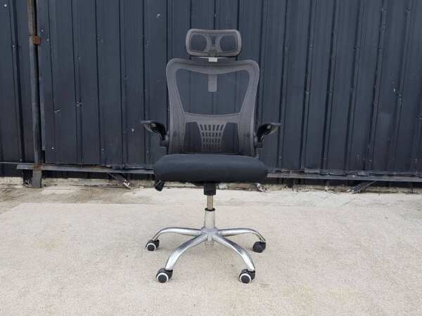 Office chair, fabric cushion, mesh backrest, black