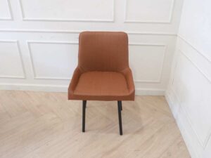 Chairs for restaurants, cafes, modern style, brown leather seats._HHS8EDR7I9