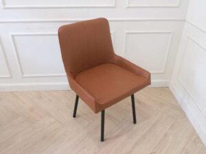 Chairs for restaurants, cafes, modern style, brown leather seats._HHS8EDR7I9