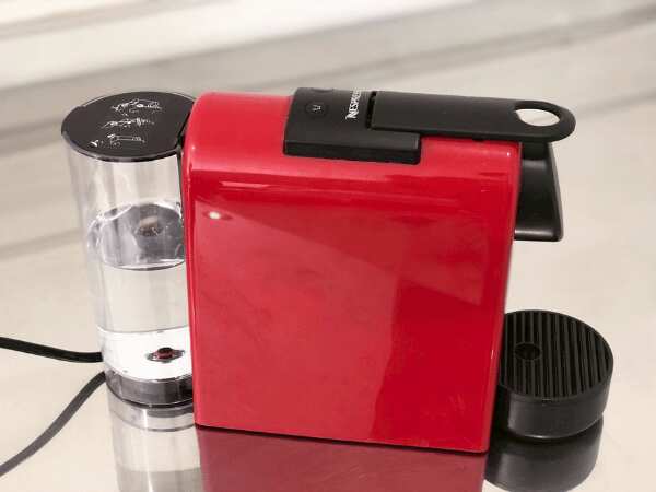 Nespresso Essenza Mini D Model Red Coffee Machine