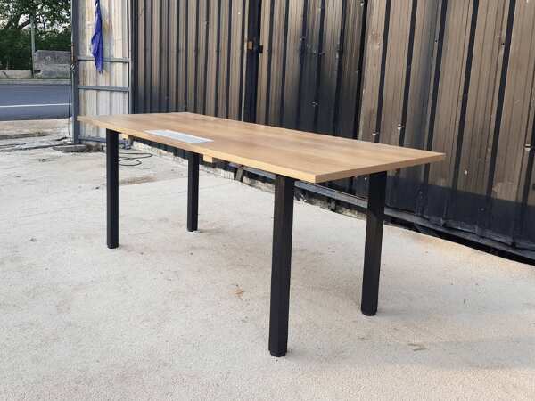 Work desk, steel legs, wooden top, 180 cm