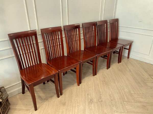 Set of 6 glossy real wood tables and chairs, classic style