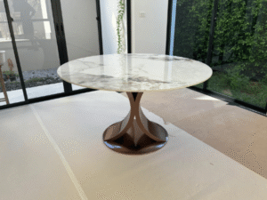 Round table, marble pattern, stainless steel legs