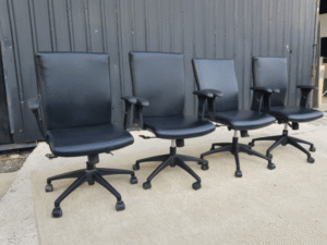 Office chair, leather seat, with arms, Logica work chair_N1I1K49Y1U