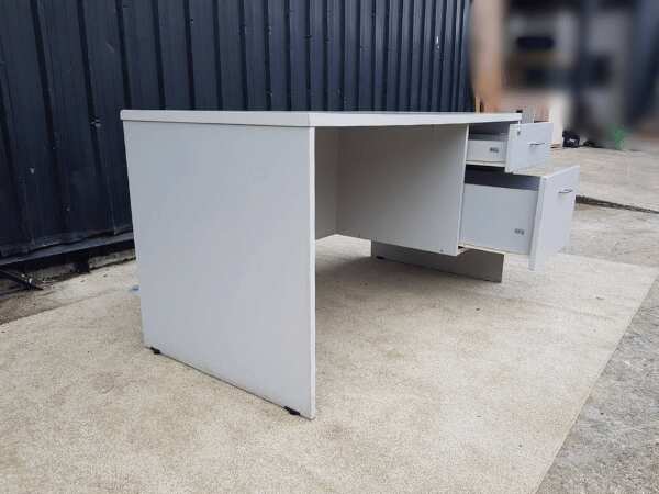 2-drawer desk, Moflex brand, 140 cm