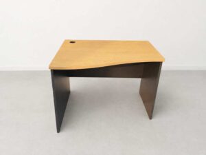 Wooden desk, curved design, with cable holes, 100 cm
