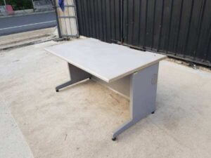 Work desk, steel legs, wooden top, grey, 140 cm