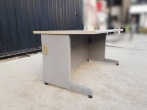 Work desk, steel legs, wooden top, grey, 140 cm