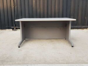 Work desk, steel legs, wooden top, grey, 140 cm