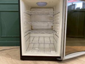 Wine cooler, HAIER brand, model JC-84G